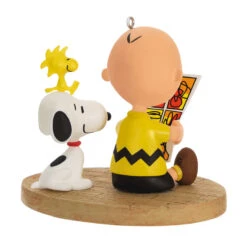 Hallmark The Peanuts® Gang Sunday Morning Funnies Ornament -Featured Home Stores Charlie Brown Reading Comics Keepsake Ornament 2199QXI7039 06