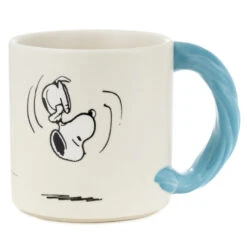 Featured Home Stores -Featured Home Stores Peanuts Linus and Snoopy Dimensional Blanket Mug 1PAJ2159 02